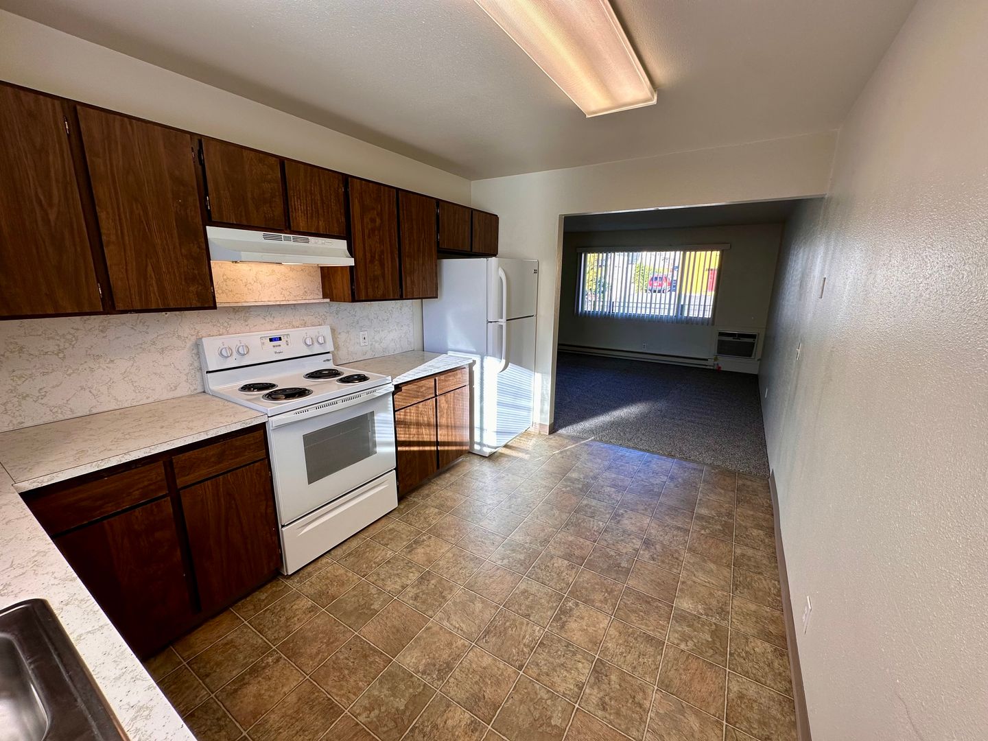 Redding Apartment: 1114 Orange Avenue
