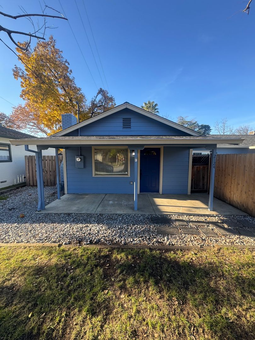 Redding House: 2124 Garden Ave