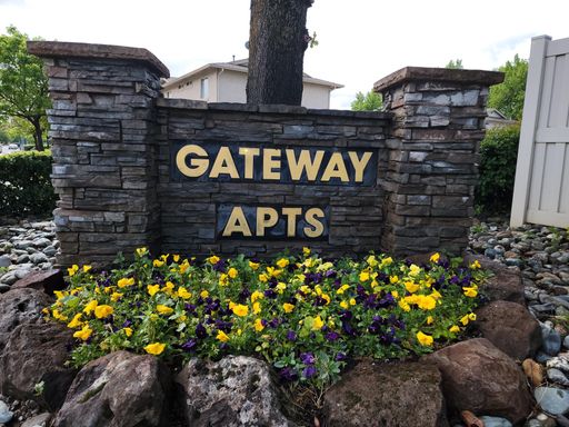 GATEWAY TOWNHOMES IN ANDERSON
