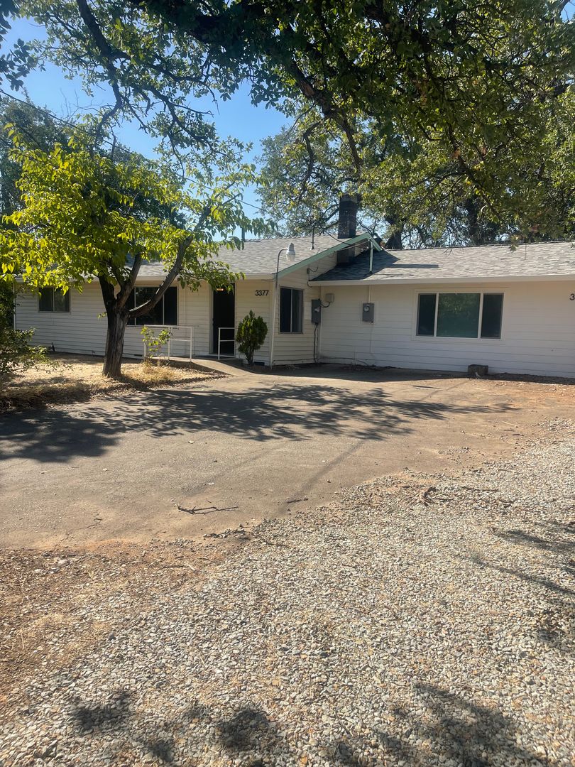 Redding House: 3377 E. Keswick Dam Rd
