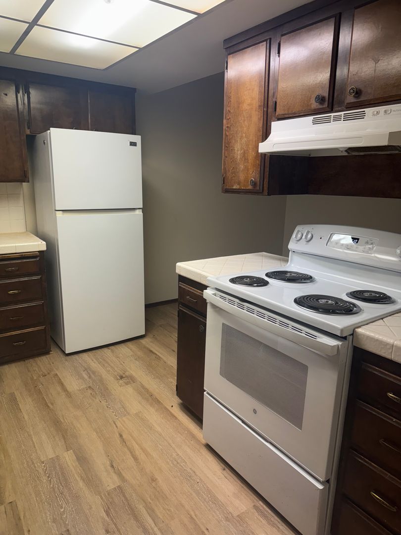 Redding Apartment: 549 Loma Street