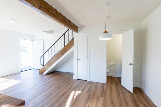 Townhome 2 Bed 1.5 Bath Located In Anderson – photo 1