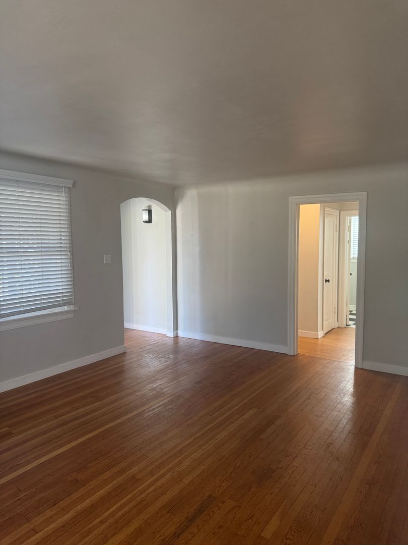 Redding Apartment: 2572 Russell Street