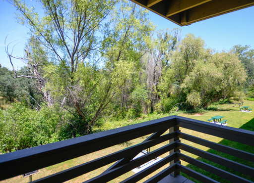 2 Bed 1 Bath Rental at 2850 Pioneer Drive Apt 28, Redding, CA – photo 1