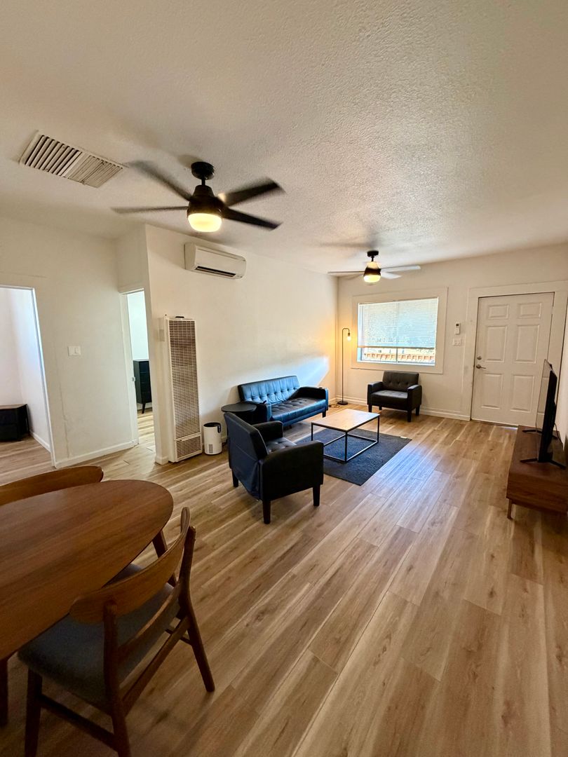 Redding Apartment: 1112-1118 Continental Street