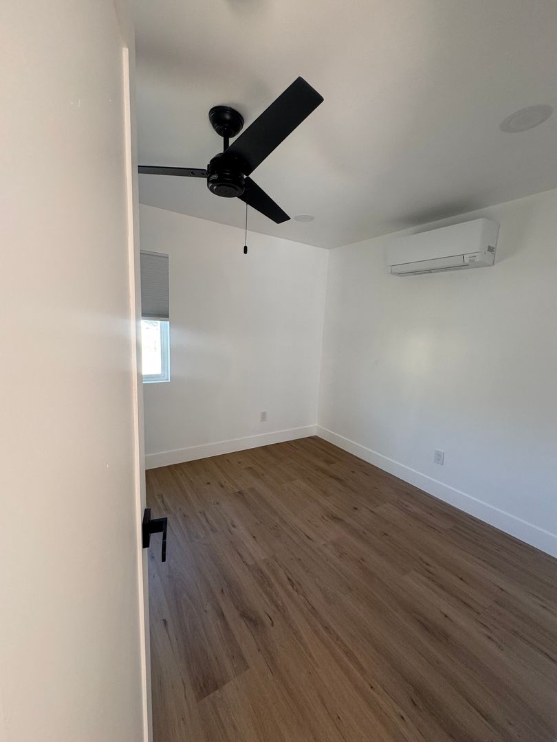 Red Bluff Apartment: 240 White Road