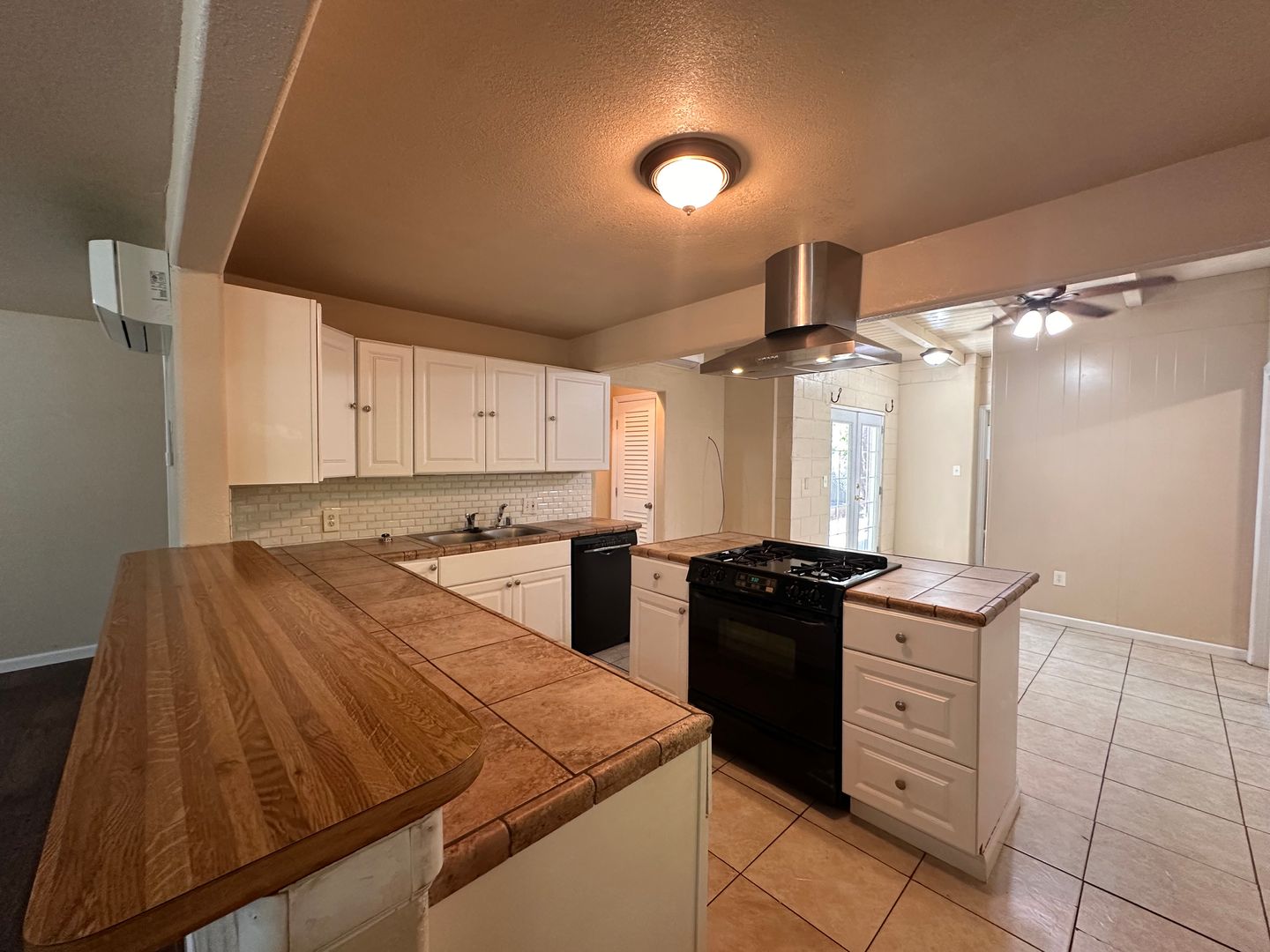 Redding Apartment: 2762 & 2764 Lanning Avenue
