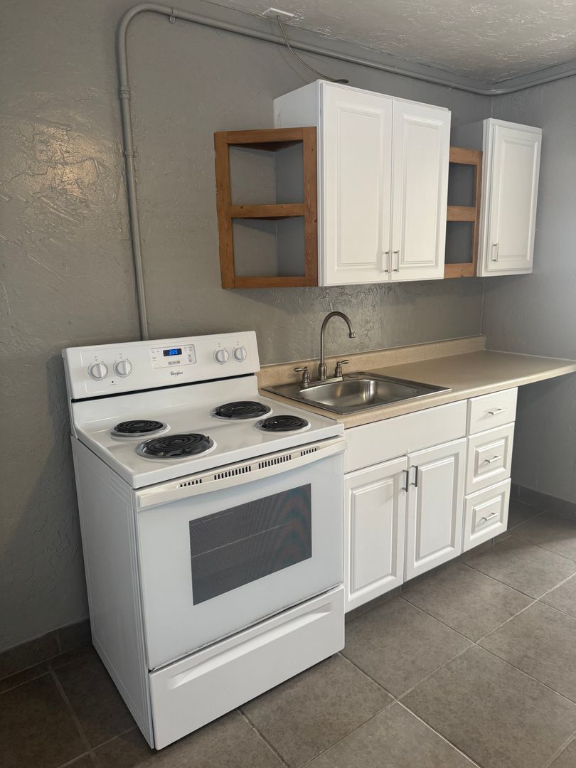 Redding Apartment: 3510 South Market Street