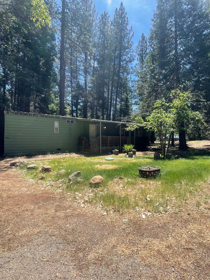 Shingletown House: 7083 Shasta Forest Drive