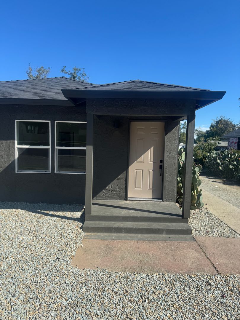 Redding House: 1621 Magnolia Avenue