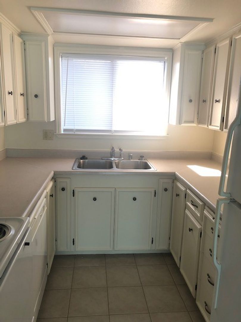 Redding Apartment: 1106 Layton Road