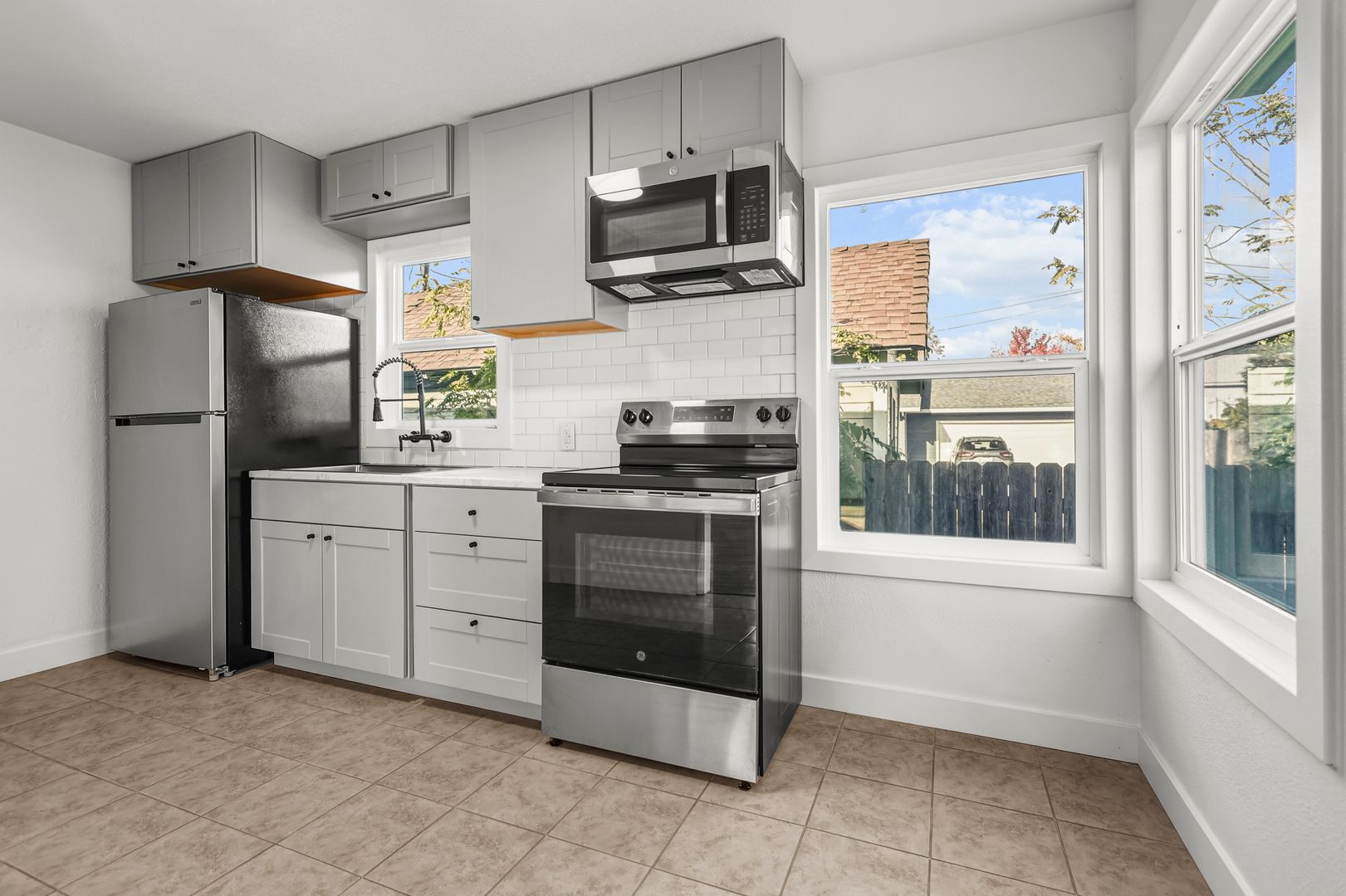 Redding House: 1623 Magnolia Avenue