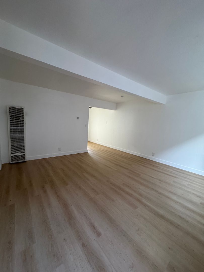 Redding Apartment: 1060 South Street