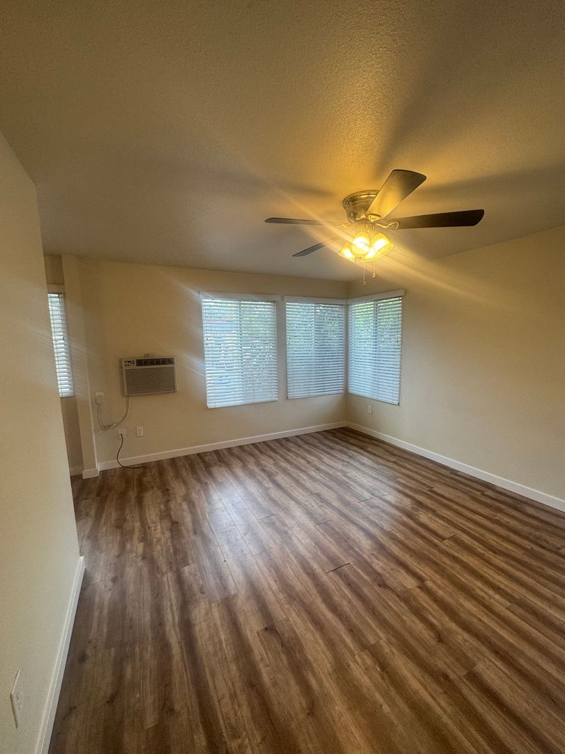 Redding Apartment: 1104 Layton Road