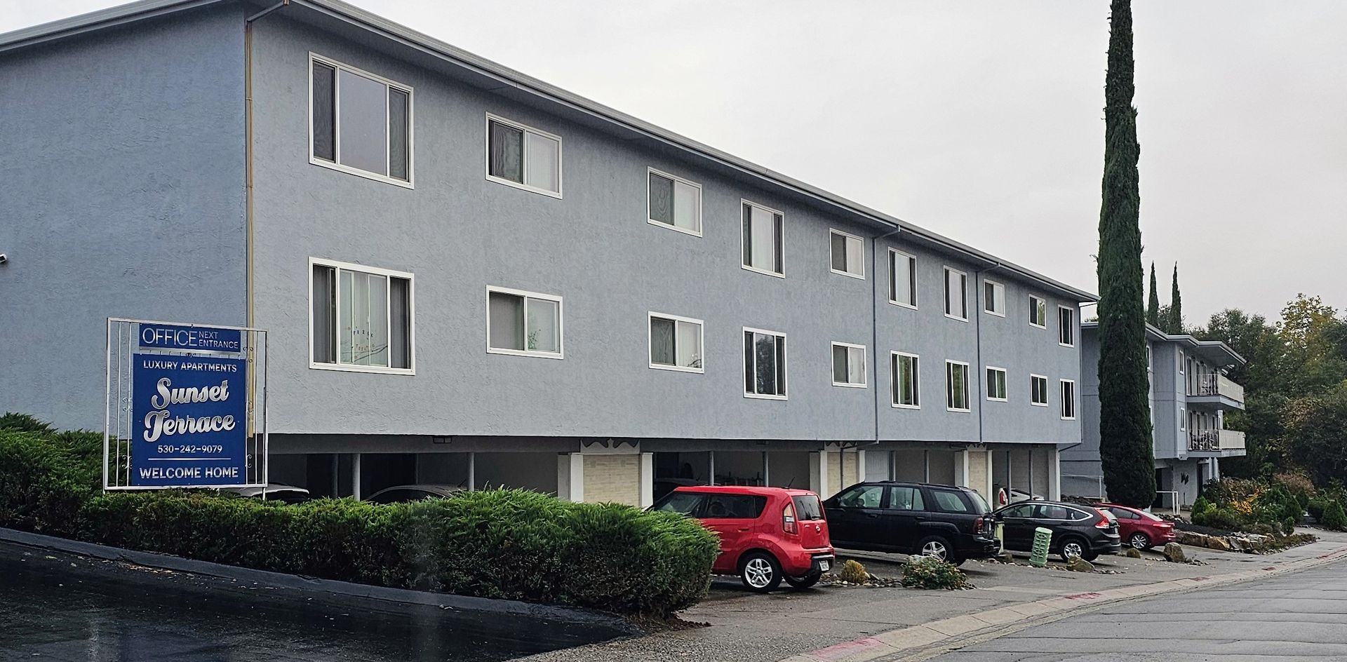 Redding Apartment: 2805 Pioneer Drive