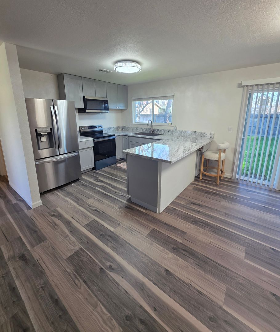 Anderson House: 3525 Paul Drive