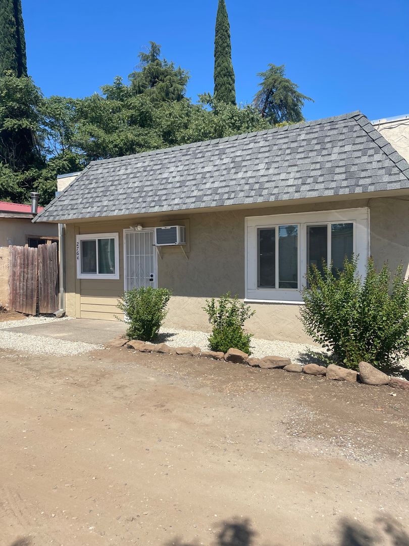 Redding Apartment: 2762 & 2764 Lanning Avenue
