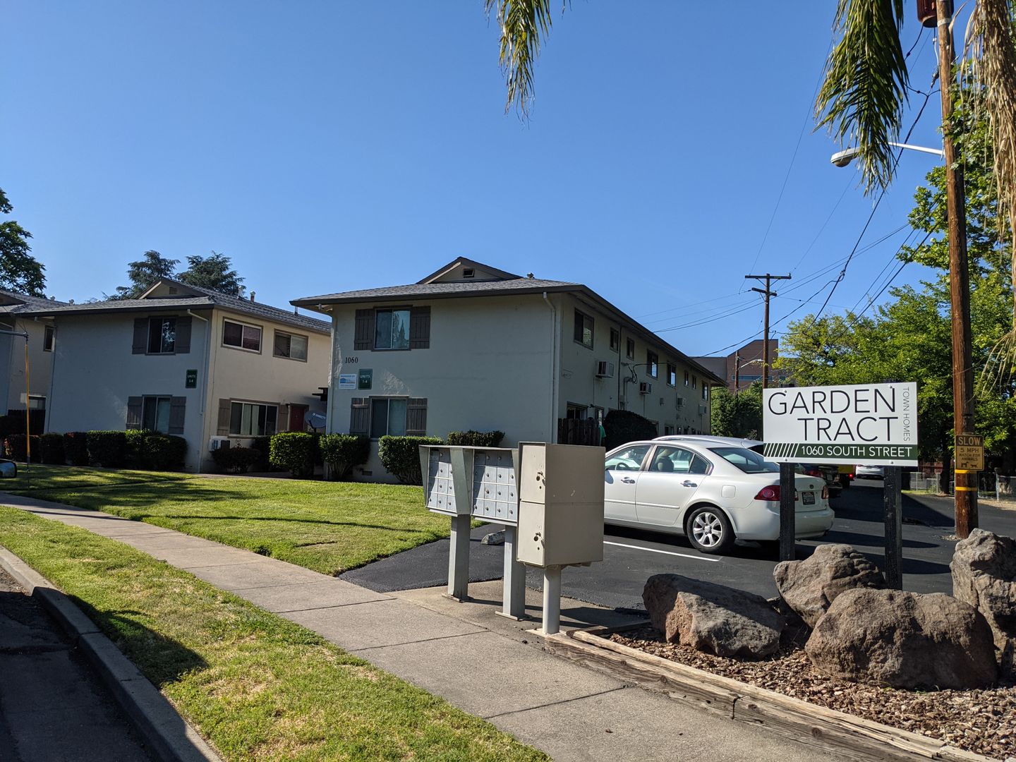 Redding Apartment: 1060 South Street