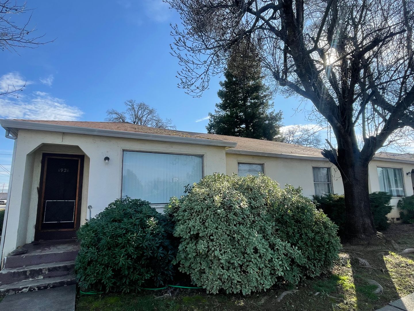 Anderson Apartment: 1901-1921 North Street