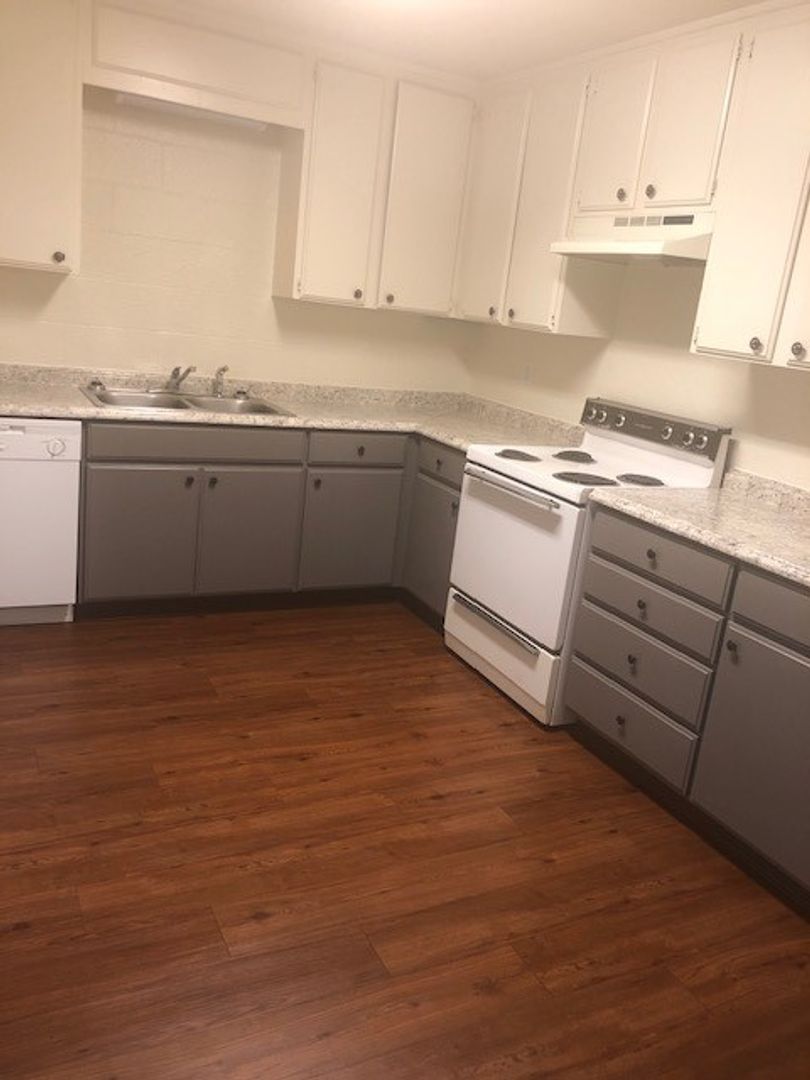 Redding Apartment: 1161 West Street