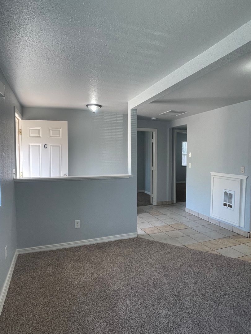 Redding Apartment: 2646 Sharon Avenue