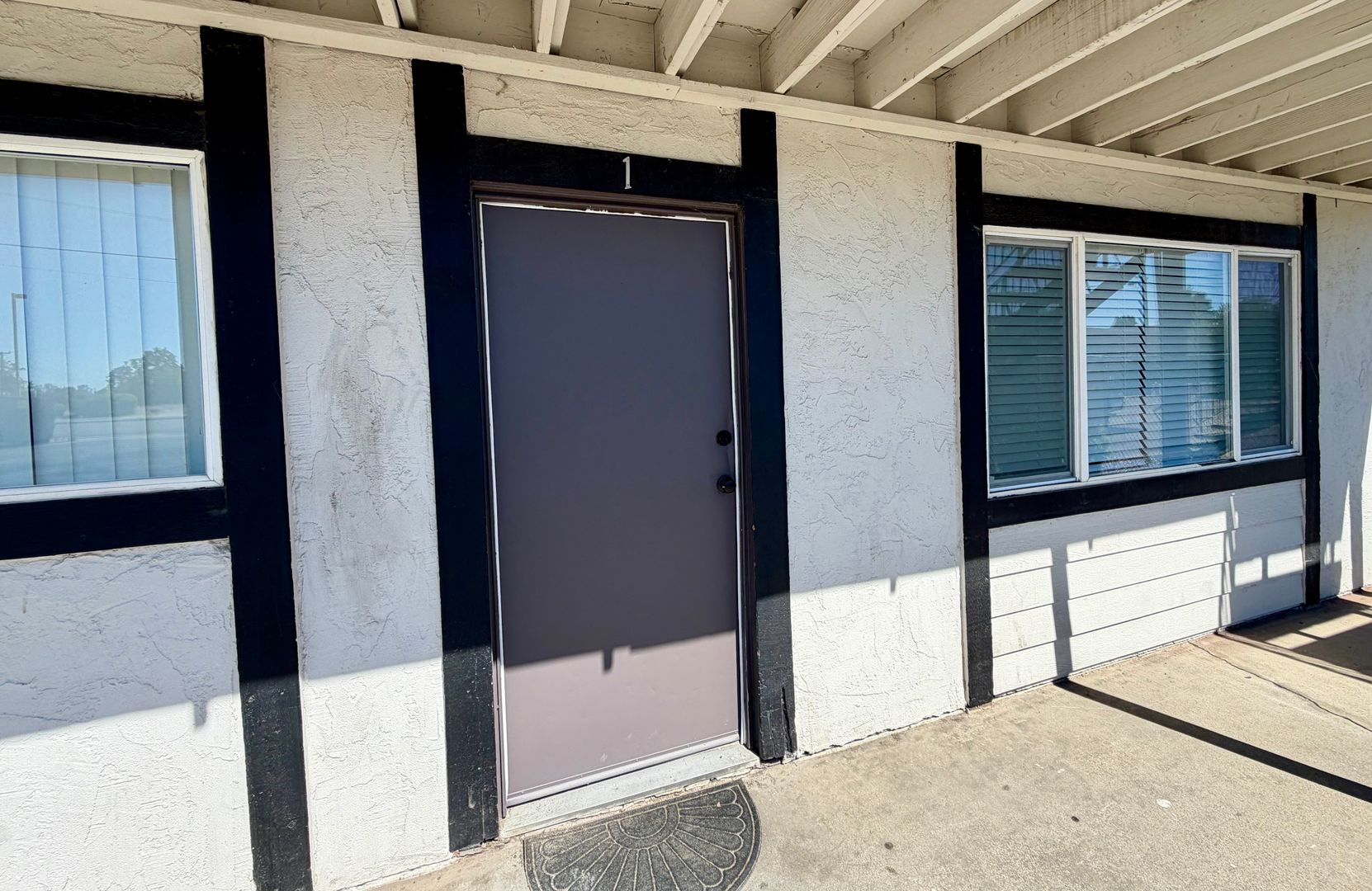 Redding Apartment: 140 Masonic Ave