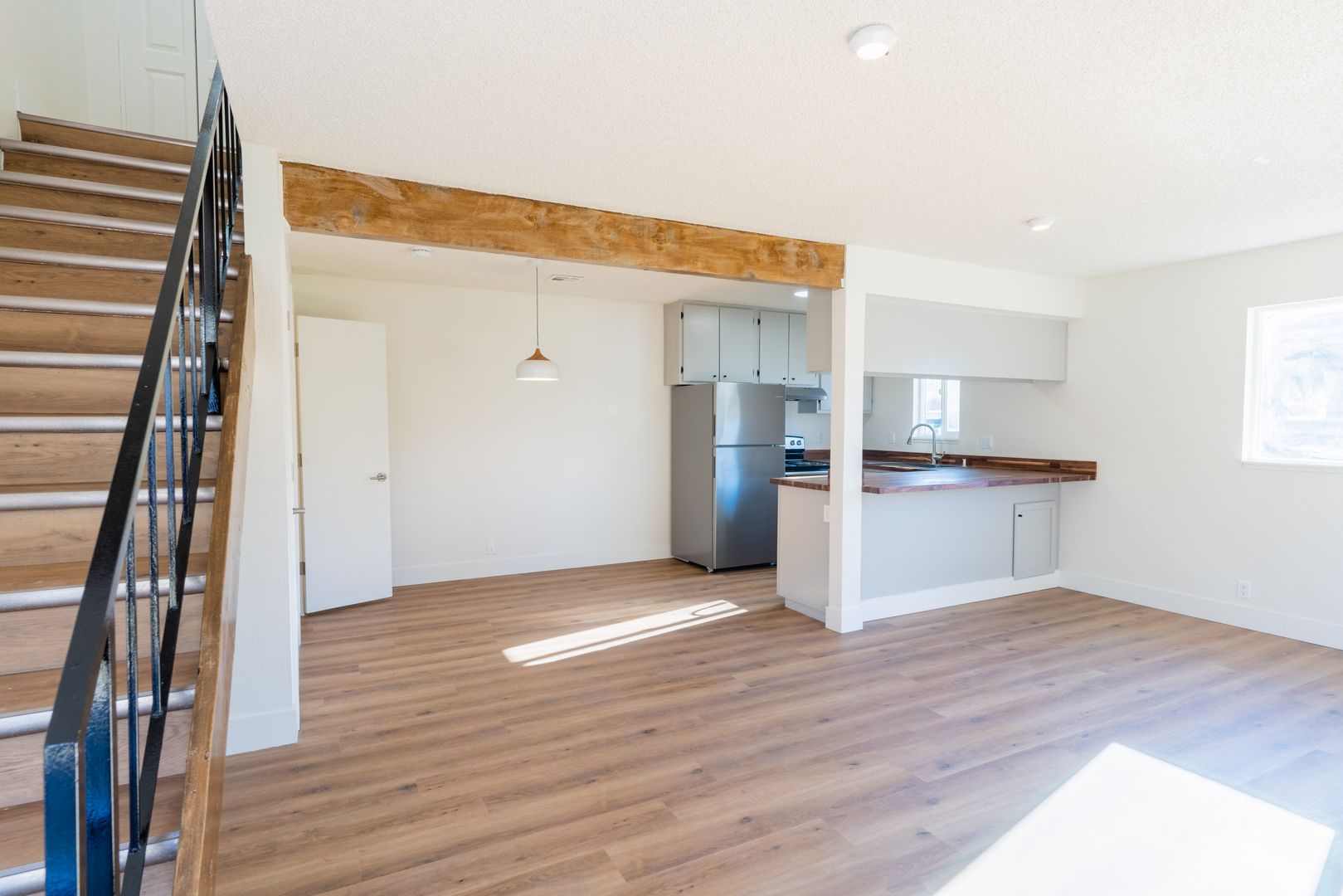Anderson Apartment: 2686 Alamo Drive