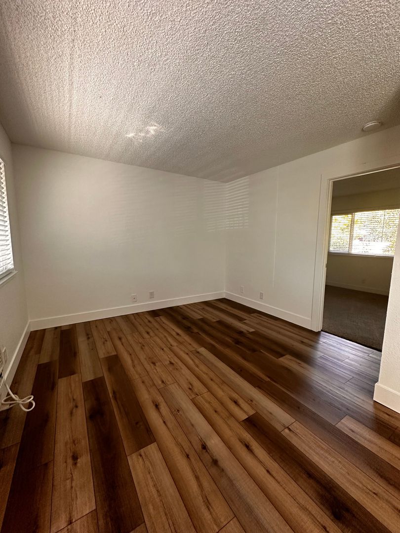 Redding Apartment: 273 Boulder Creek Drive