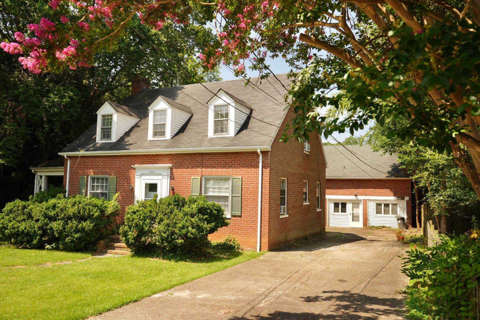 Charlottesville Apartment: 109 Piedmont Ave N