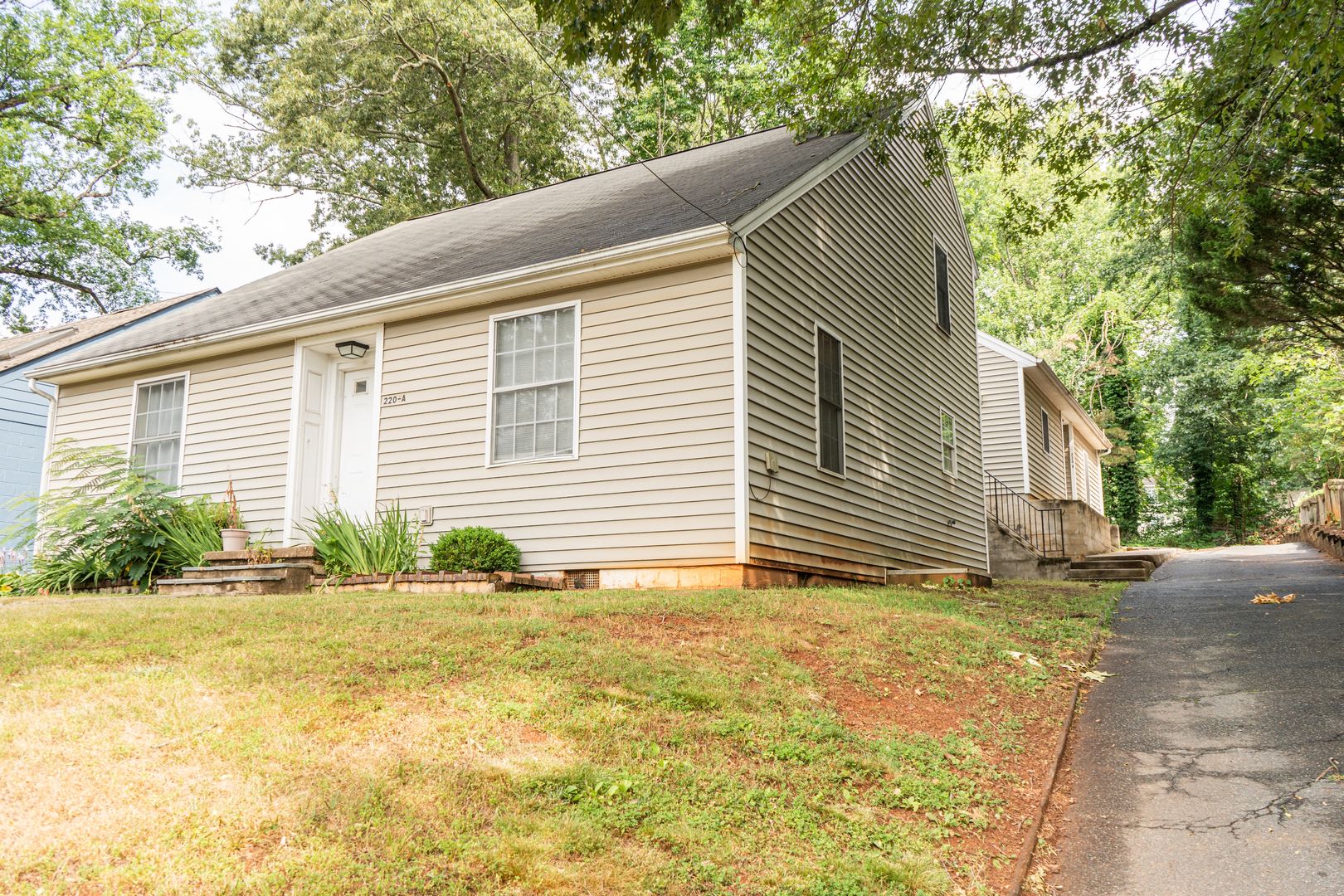 Charlottesville Apartment: 220 Shamrock Rd