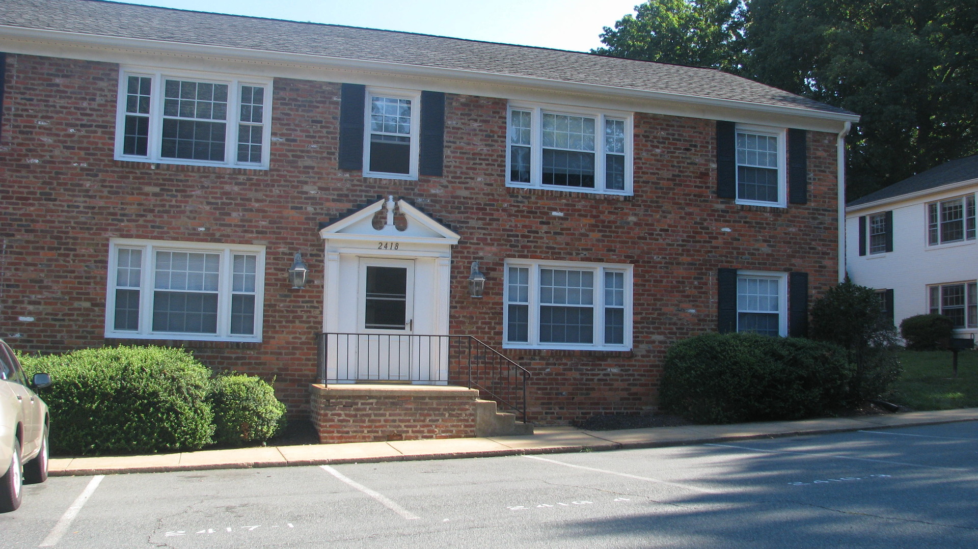 Charlottesville Apartment: 138 Hessian Hills Cir & 2418 Barracks Pl