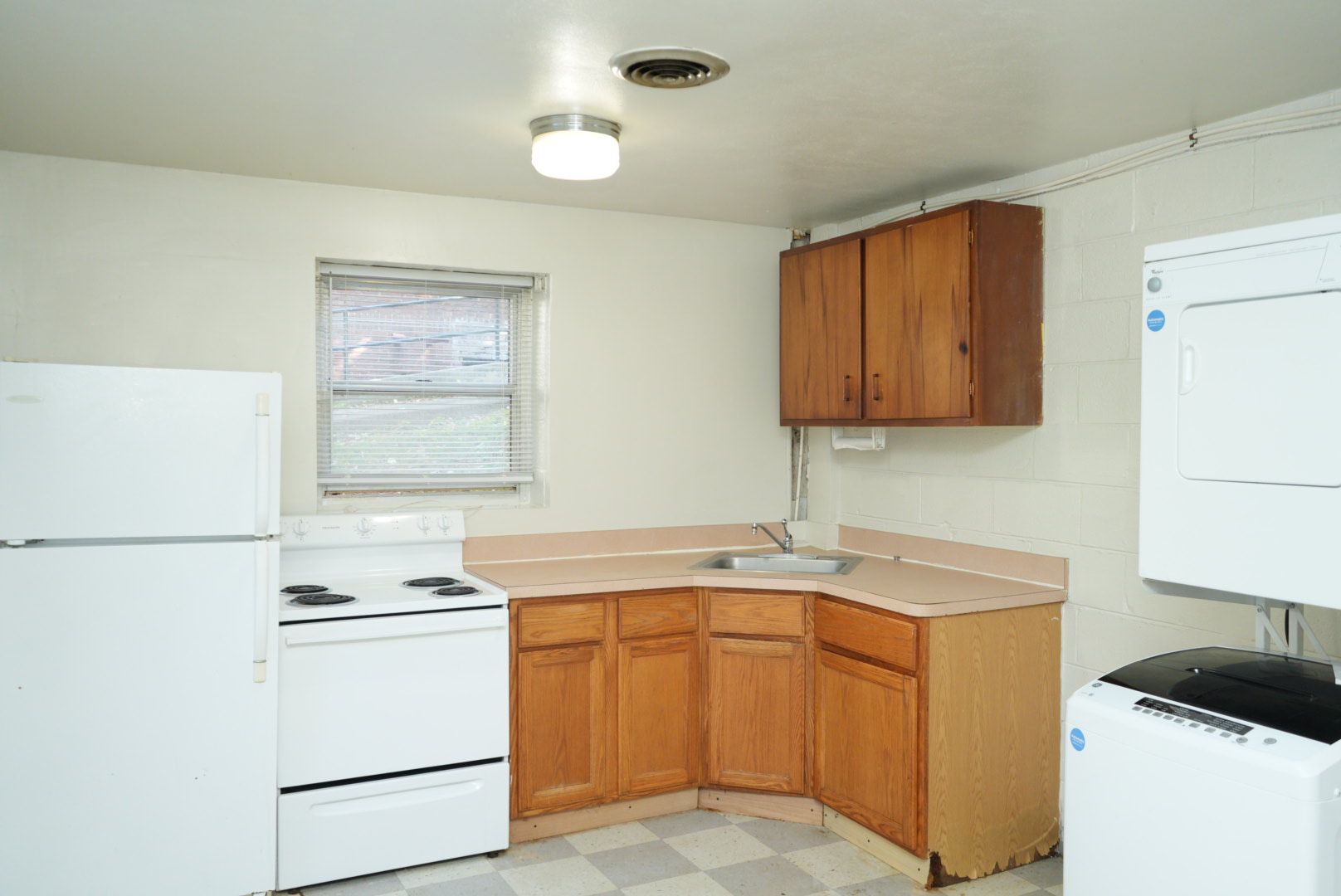 Charlottesville Apartment: 1883 University Cir