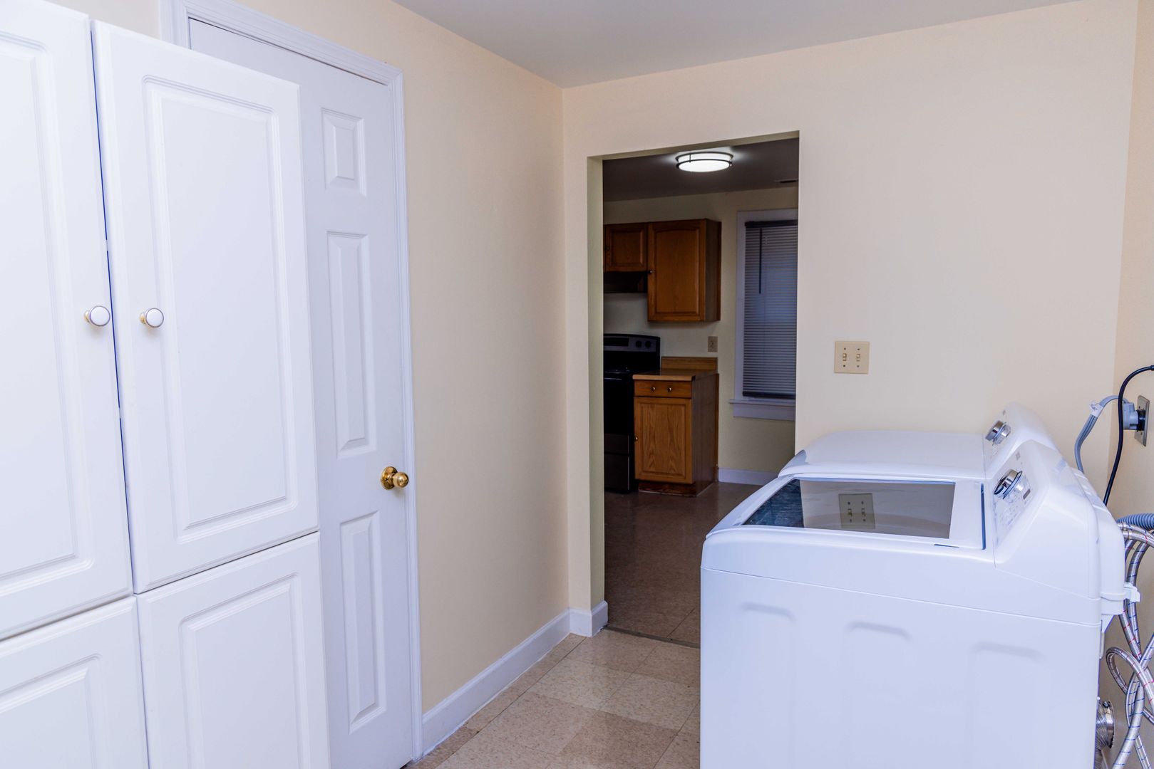 Charlottesville House: 2301 Judge Ln