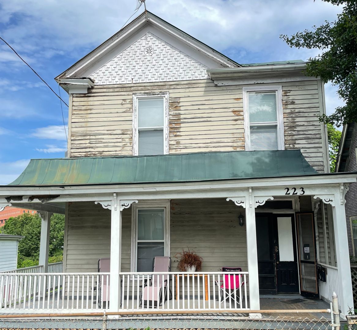 Charlottesville Apartment: 223 9th St SW