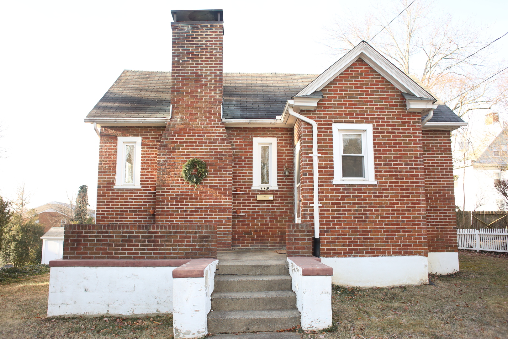 Charlottesville House: 119 Observatory Ave