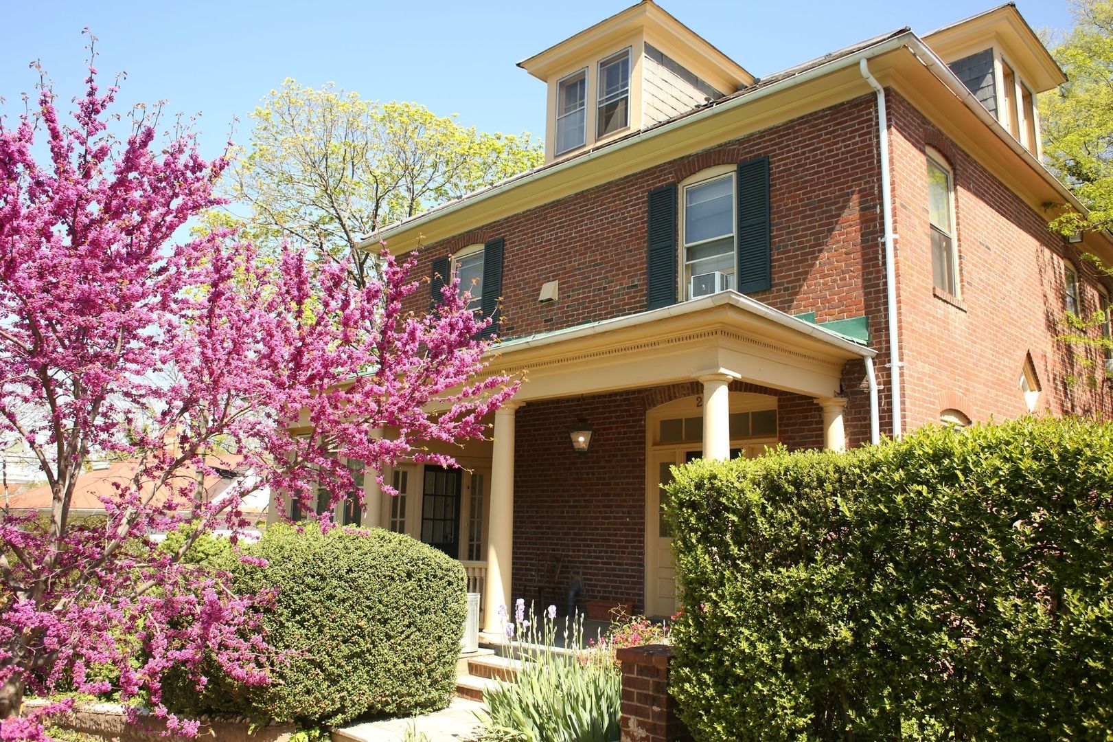 Charlottesville Apartment: 205 W High St