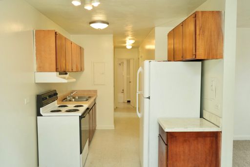 Various 1 and 2 Bedroom Apartments Available – photo 1