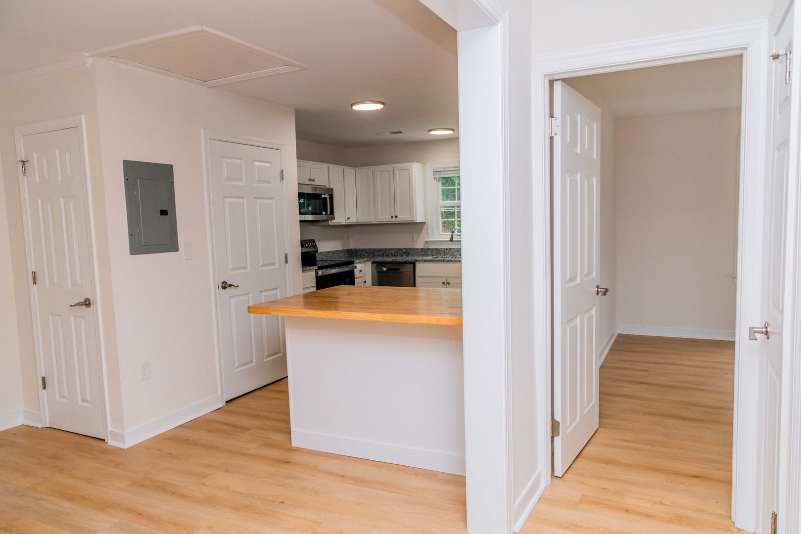 Charlottesville Apartment: 103 Cresap Rd