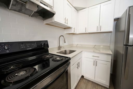 Station Walk Apartments – photo 1