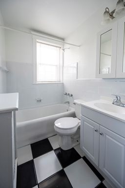 Upsal Gardens Apartments- Apartments for Rent – photo 1