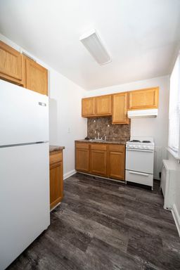 1 Bedroom Apartment – 8433 Forrest Ave., Apt C05, Phila, PA 19150