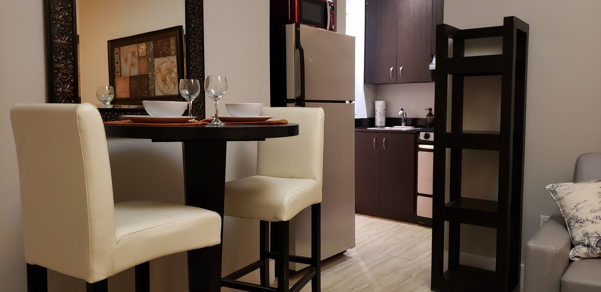 Miami Beach Apartment: 1330 Pennsylvania Ave