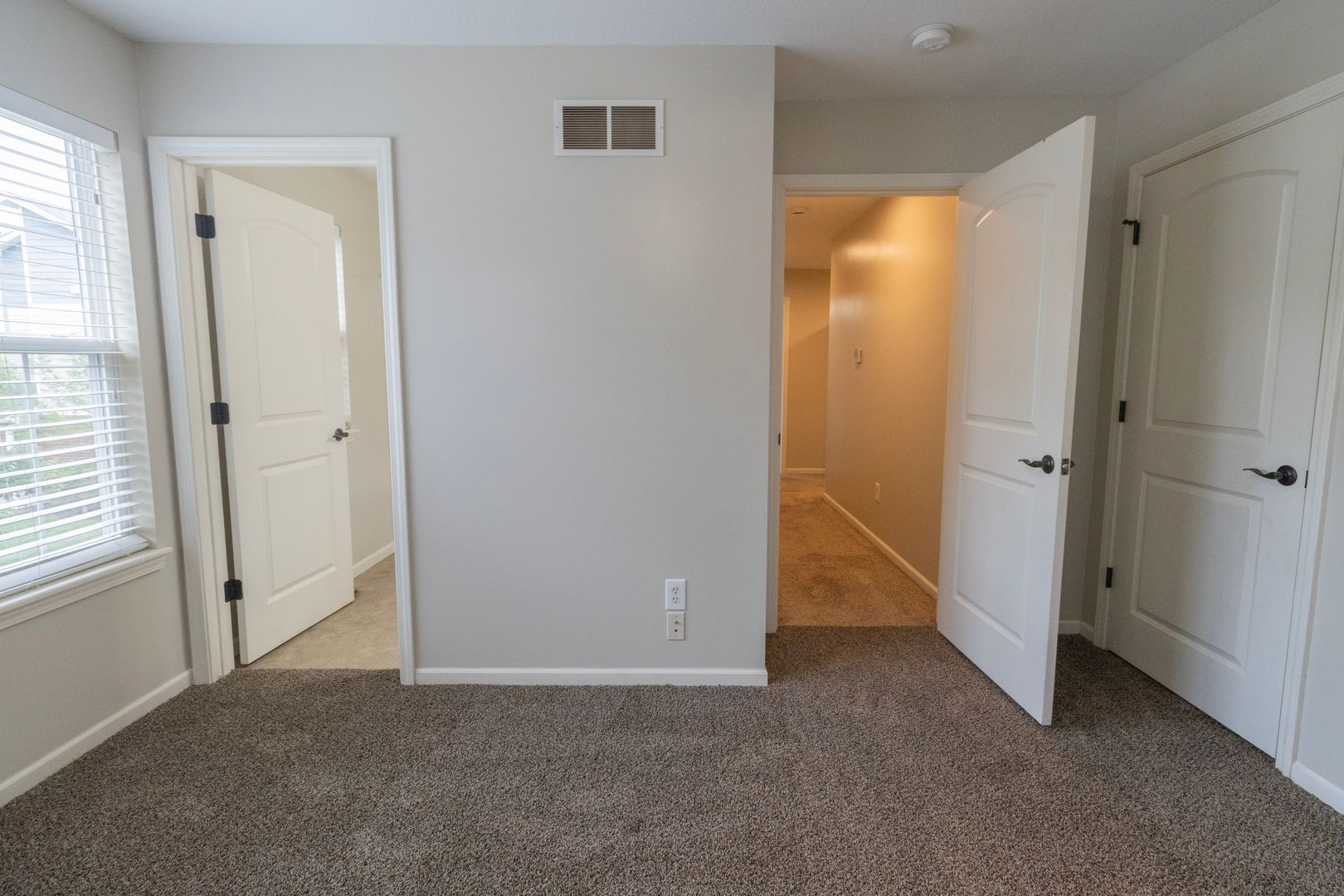 2 Bed 2 Bath Luxury Cottage 40 of 40