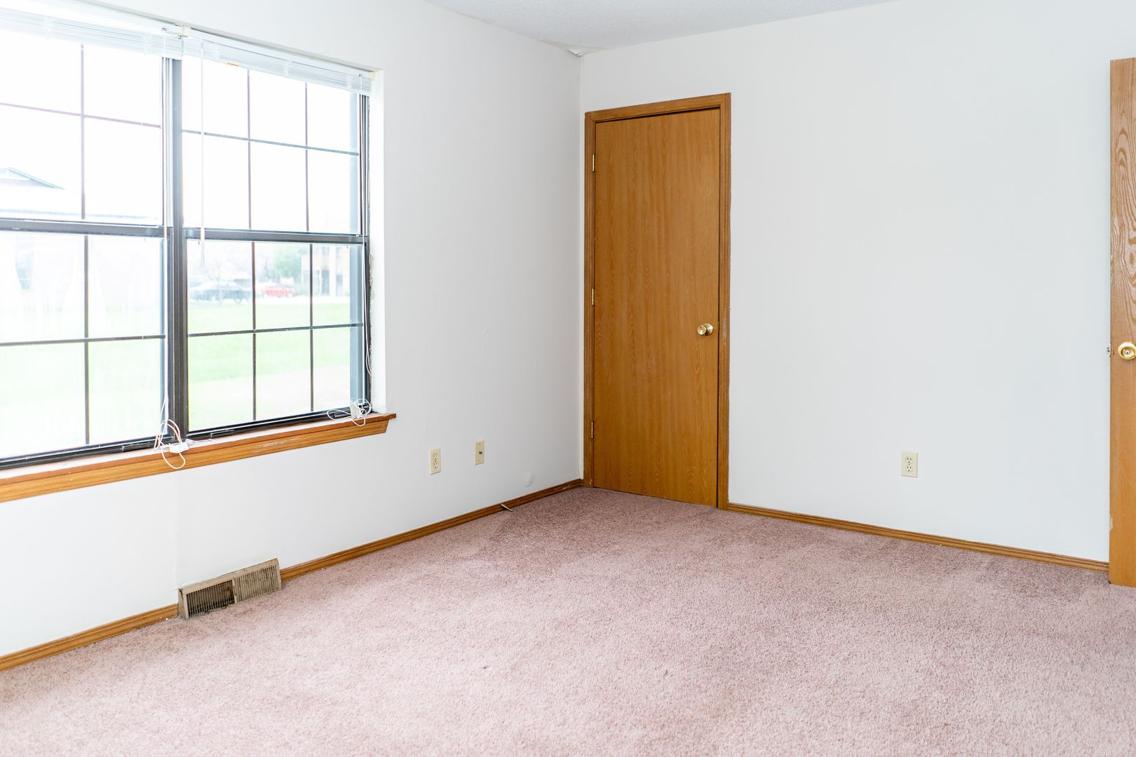 Columbia Apartment: 2808 Jacobs Place