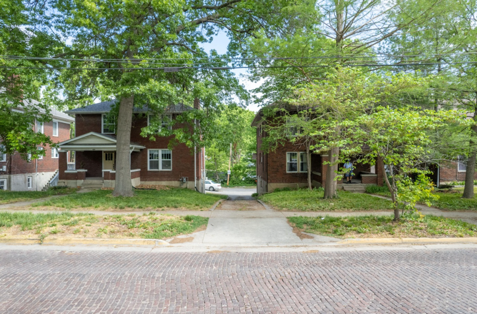 Columbia Apartment: 1405 University Ave