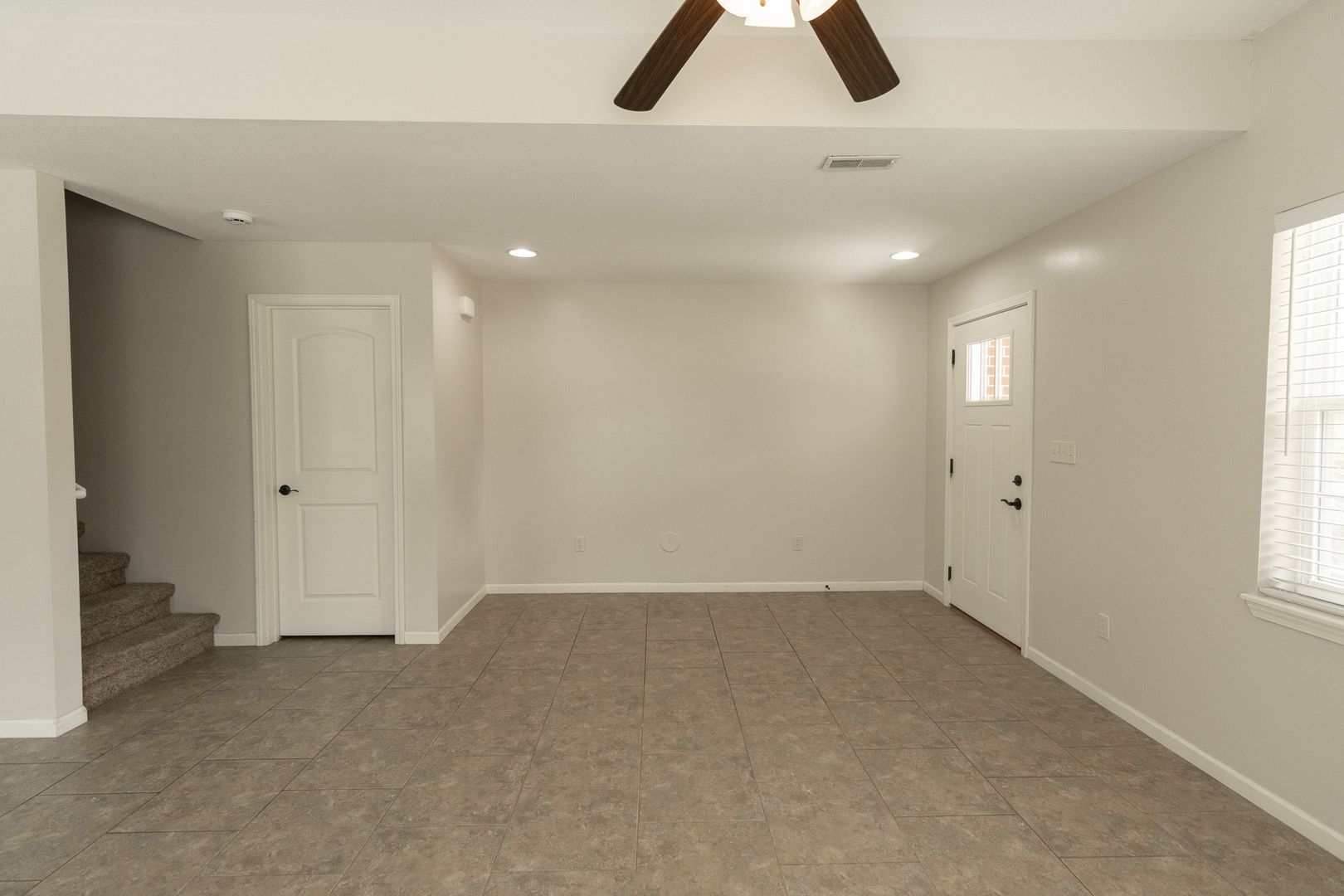 2 Bed 2.5 Bath Luxury Cottage 10 of 12