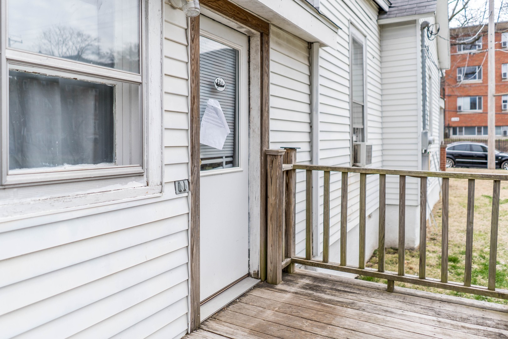 Columbia Apartment: 1309 Windsor St