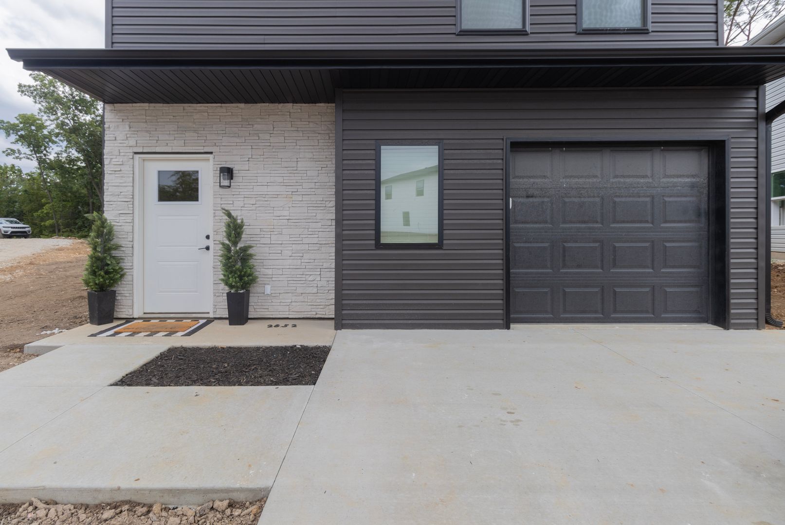 Brand New Modern Construction 3 Bed + 2.5 Bath Home 3 of 12