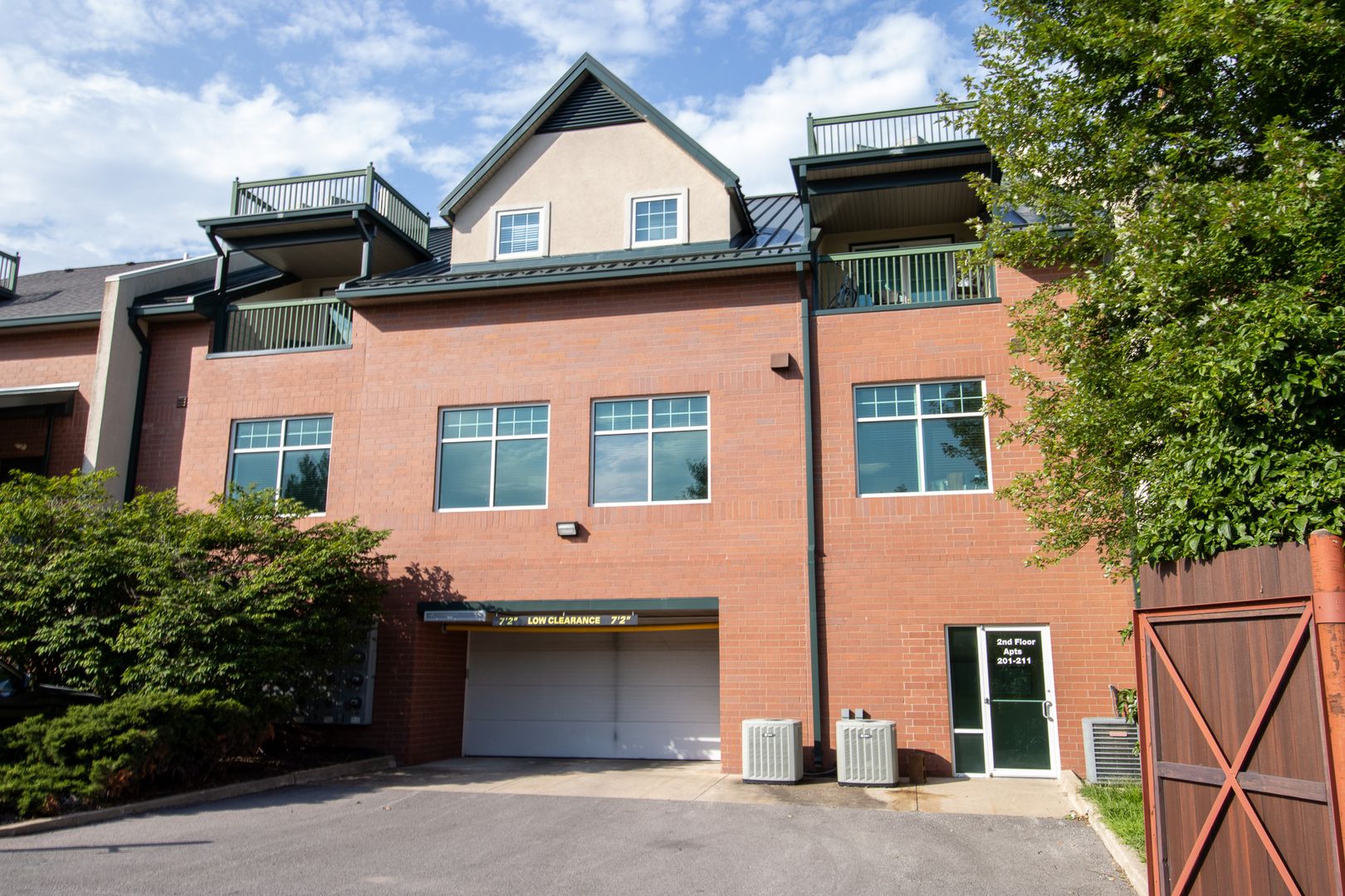 Columbia Apartment: 1101 Club Village Dr.