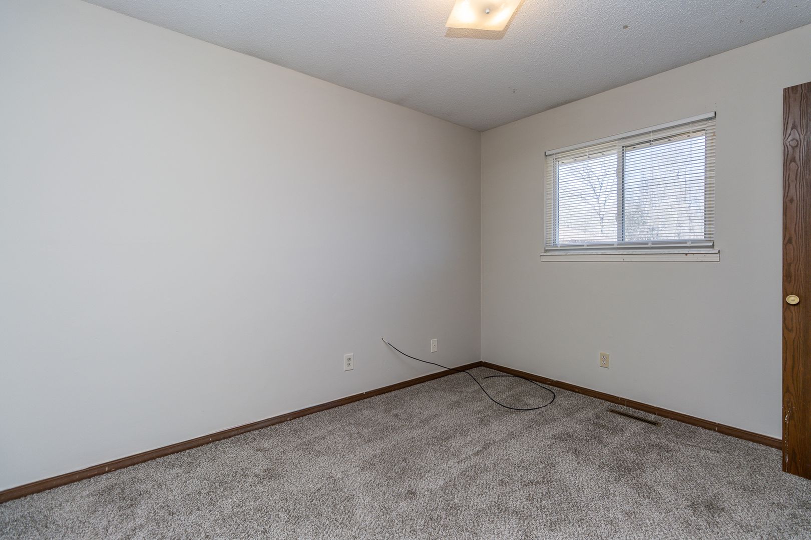 Columbia Apartment: 4509-4511 Millbrook Dr.